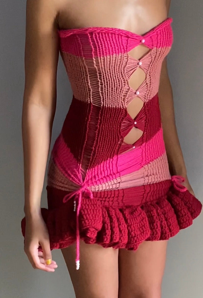Gathered Ruffle Set (Dress & Sleeves)